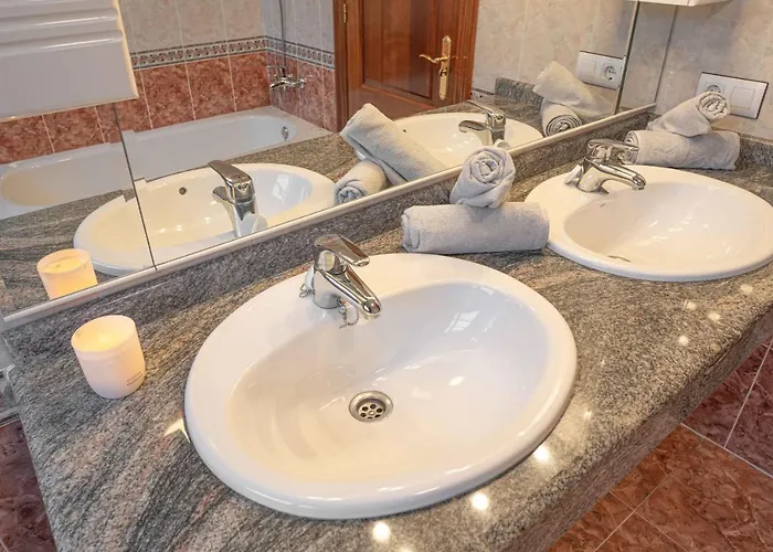 Casa En Cerca De La Playa, Niembru. El Carrascal Сasa de vacaciones